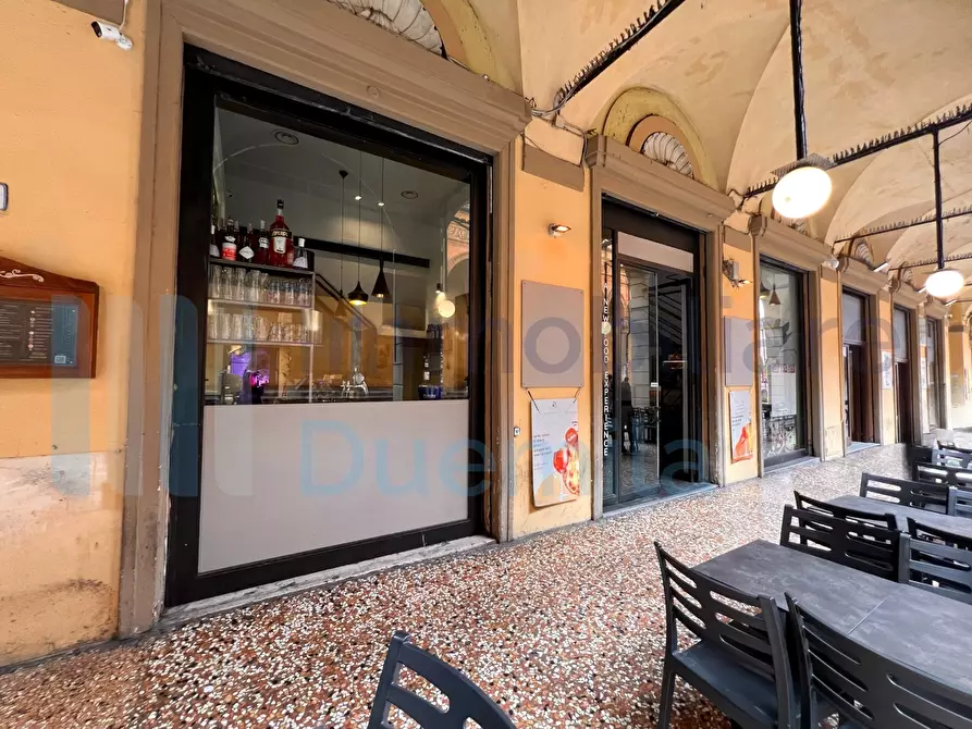 Immagine 30 di Bar / Ristorante in vendita  a Bologna