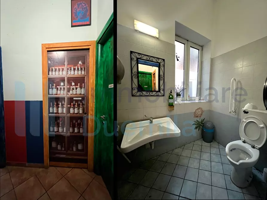 Immagine 12 di Bar / Ristorante in vendita  a Casalecchio Di Reno