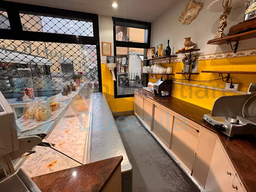 Immagine 11 di Attività artigianale in vendita  a Sasso Marconi