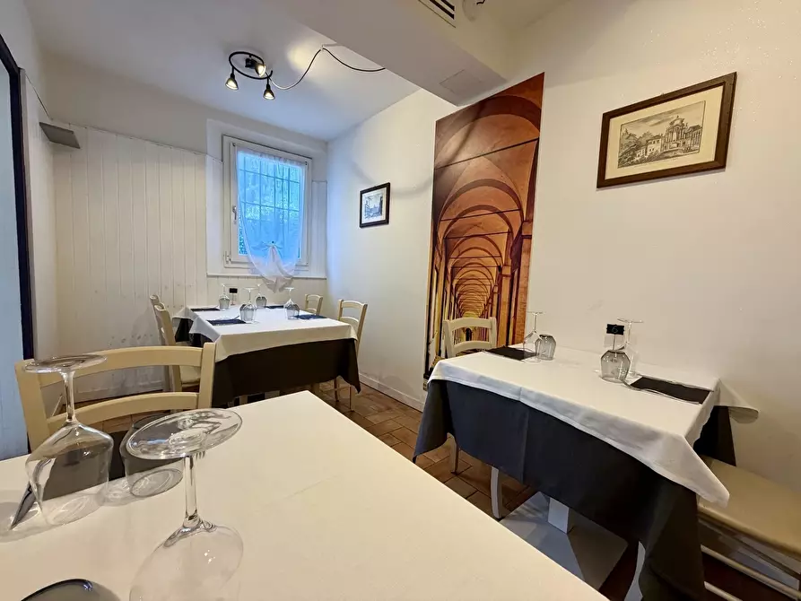 Immagine 13 di Bar / Ristorante in vendita  a Zola Predosa