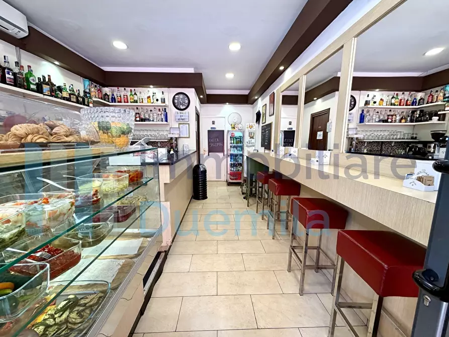 Immagine 1 di Bar / Ristorante in vendita  a Bologna