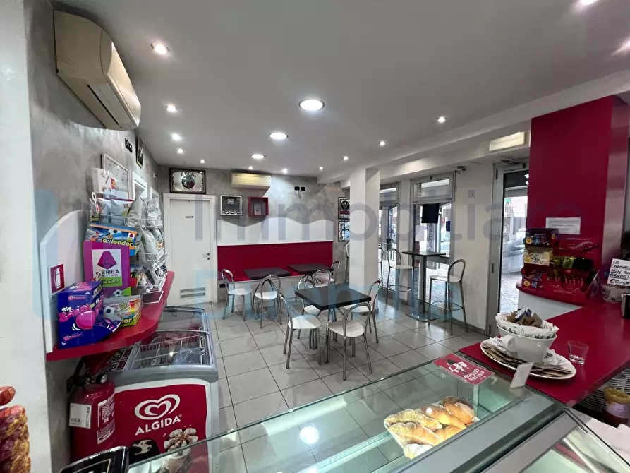 Immagine 15 di Bar / Ristorante in vendita  a Bologna