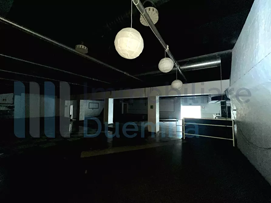 Immagine 13 di Locale commerciale in affitto  a Ozzano Dell'emilia
