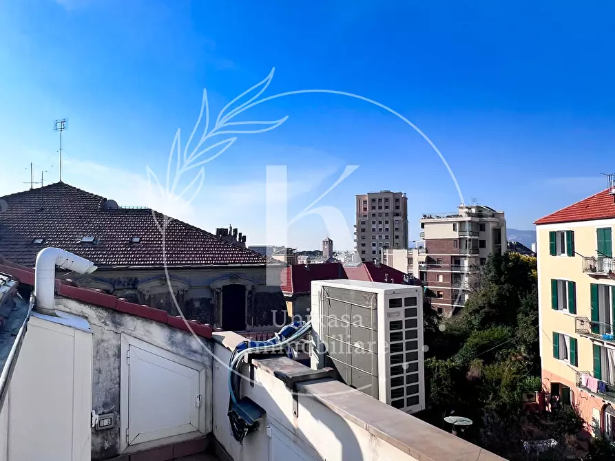 Immagine 44 di Pentalocale in vendita  in Via Santorre di Santarosa a Savona