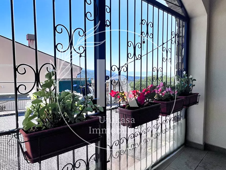 Immagine 42 di Quadrilocale in vendita  in Via Poggio del Sole Superiore 11 a Albissola Marina