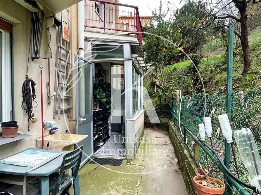 Immagine 22 di Quadrilocale in vendita  in Via Roma a Altare