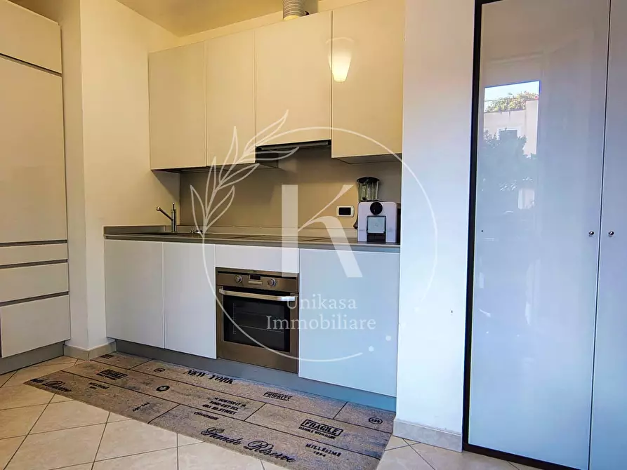 Immagine 19 di Quadrilocale in vendita  in Via Aurelia 454 a Vado Ligure