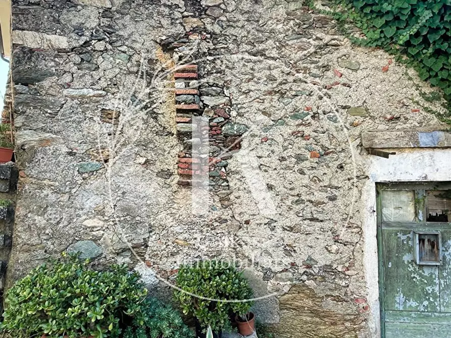 Immagine 16 di Rustico / casale in vendita  in Via Santa Margherita a Vado Ligure