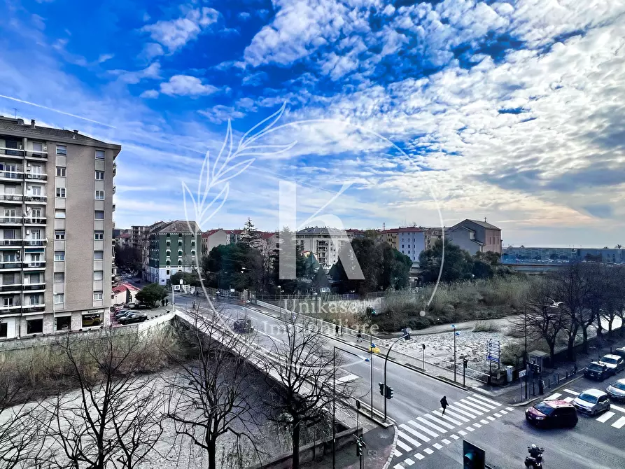 Immagine 1 di Bilocale in vendita  in Corso Viglienzoni 6 a Savona