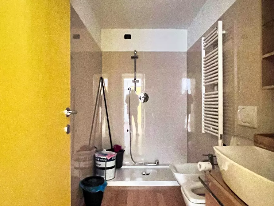 Immagine 12 di Ufficio in affitto  in Piazza Guido Rossa a Savona