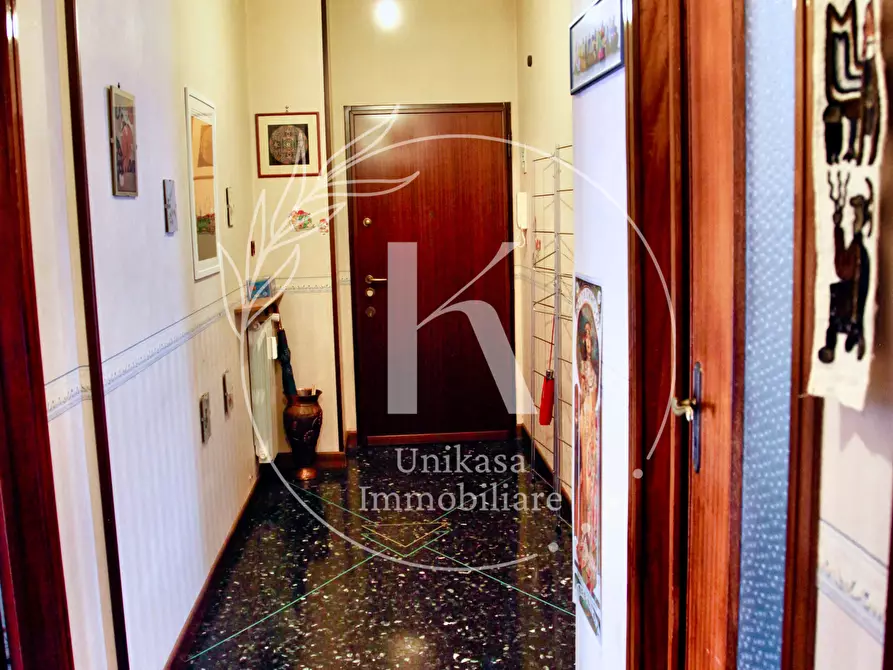 Immagine 17 di Trilocale in vendita  in Via Francesco Crispi 19 a Savona