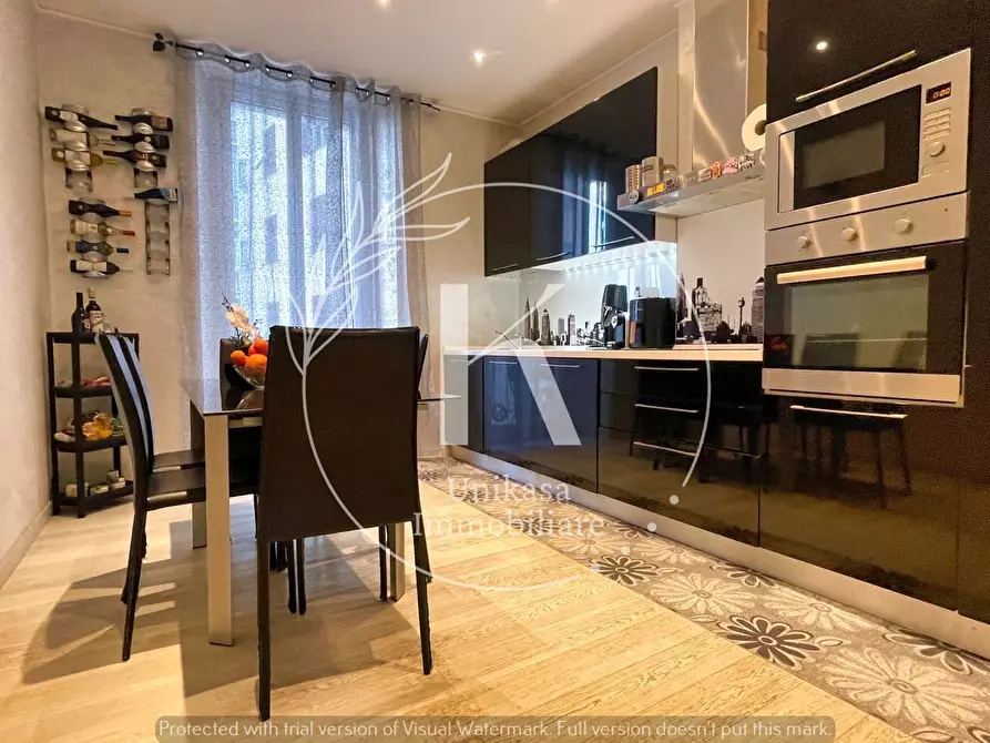 Immagine 1 di Pentalocale in vendita  in Via Nizza a Savona