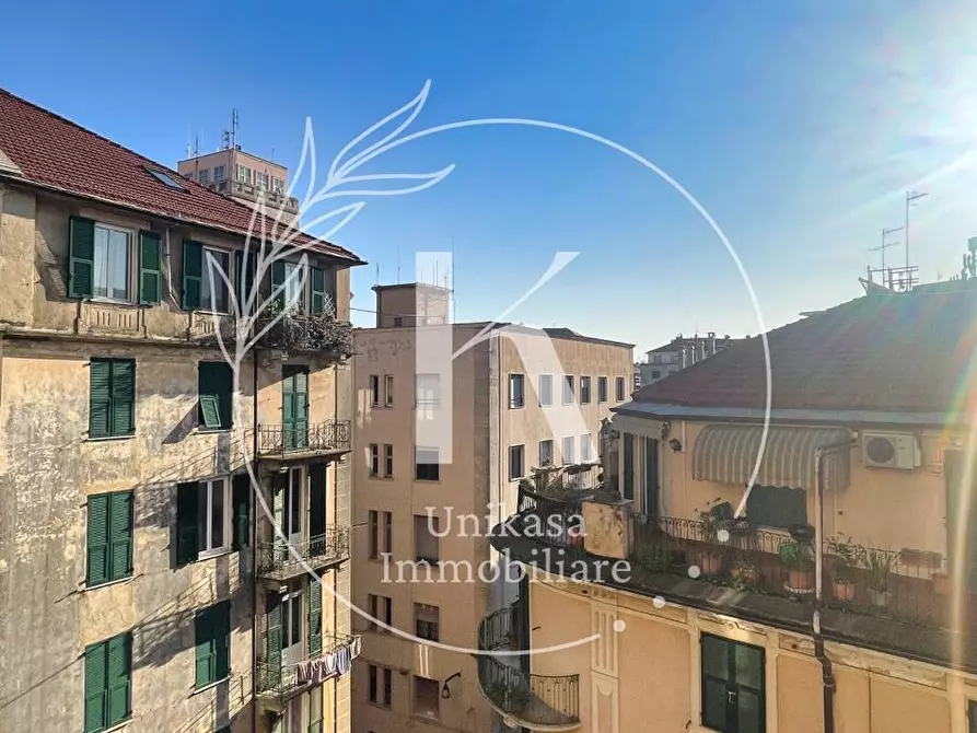 Immagine 25 di Quadrilocale in vendita  in Via Anton Giulio Barrili a Savona