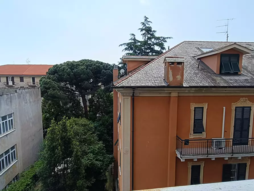 Immagine 30 di Quadrilocale in vendita  in Via San Francesco D'Assisi 4 a Savona