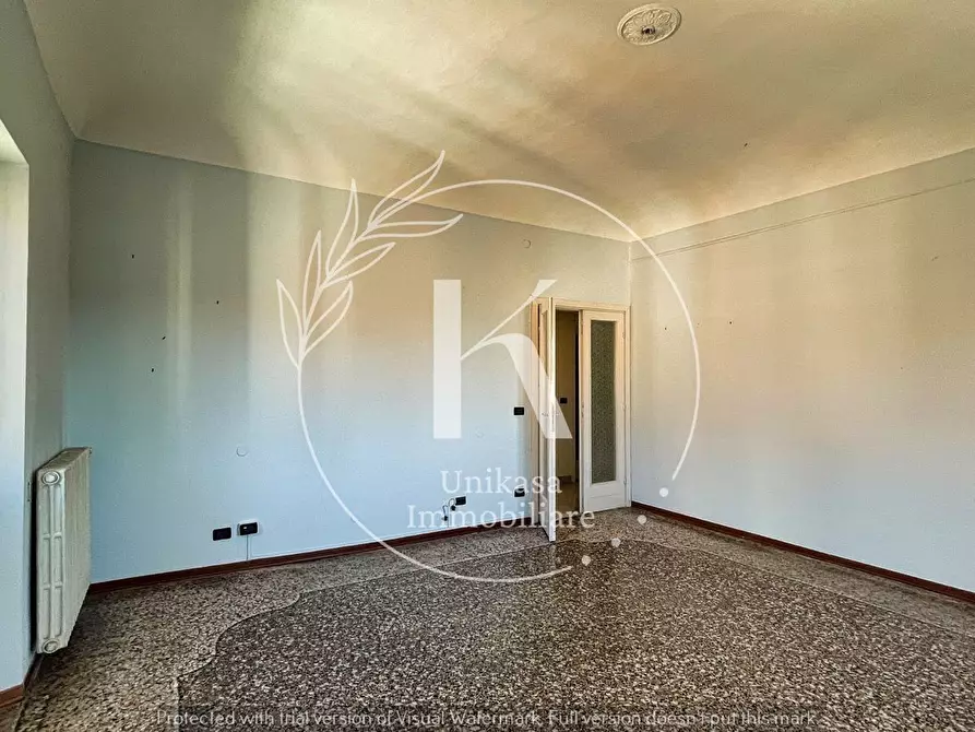 Immagine 13 di Quadrilocale in vendita  in Piazza Sisto IV 1 a Savona