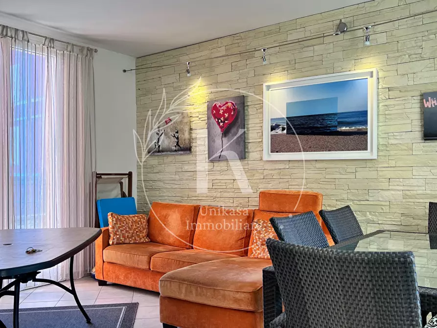 Immagine 12 di Quadrilocale in vendita  in Via Aurelia 454 a Vado Ligure