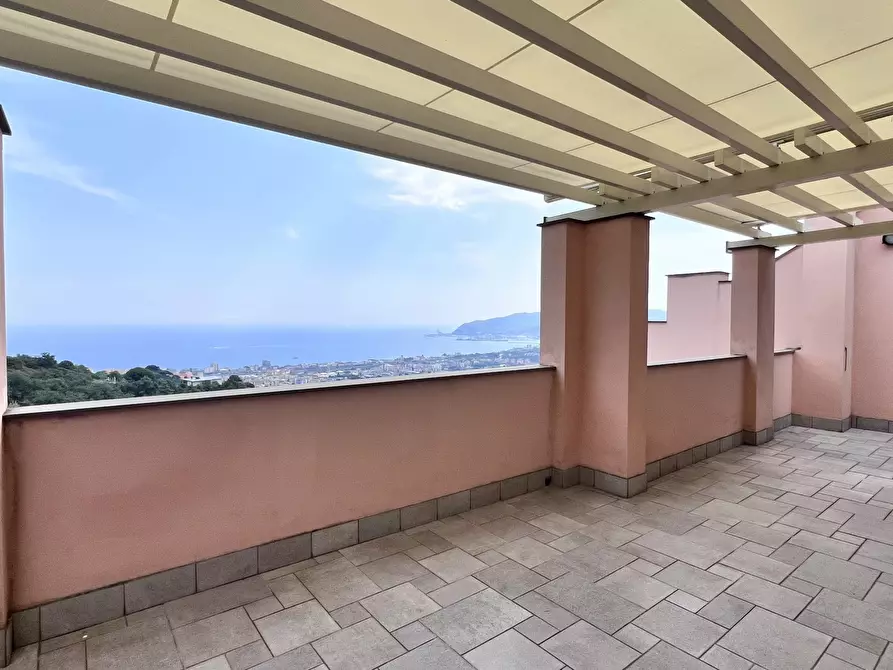 Immagine 3 di Villa in vendita  in Via Alla Strà a Savona