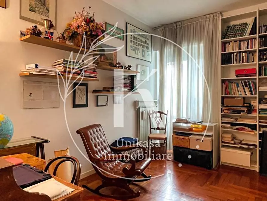 Immagine 8 di Pentalocale in vendita  in Piazza Guglielmo Marconi a Savona