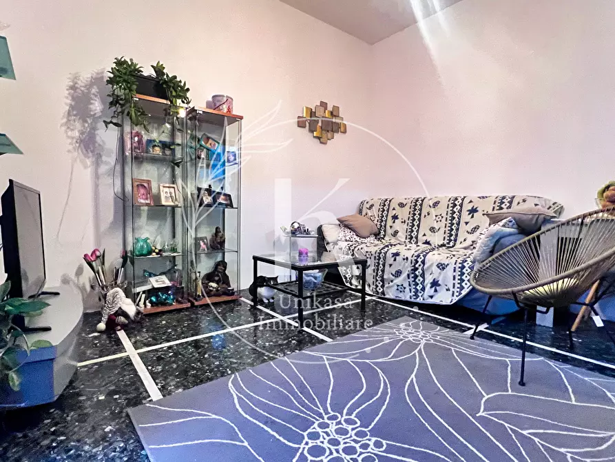 Immagine 2 di Trilocale in vendita  in Via Giuseppe Cesare Abba a Savona