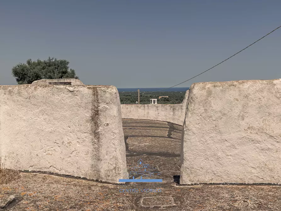 Immagine 27 di Rustico / casale in vendita  a Ostuni