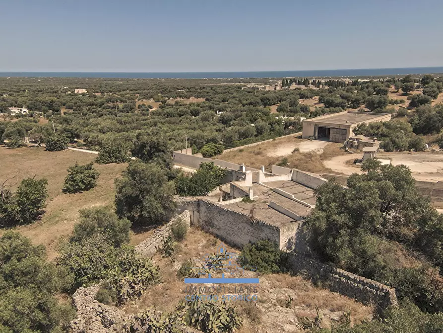 Immagine 46 di Rustico / casale in vendita  a Ostuni