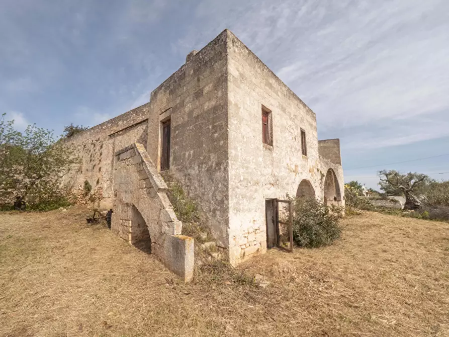 Immagine 2 di Rustico / casale in vendita  a Ostuni