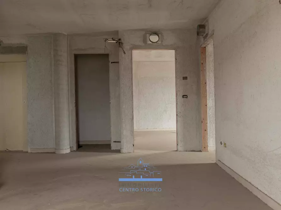 Immagine 45 di Appartamento in vendita  in Via Giuseppe Giusti 4 a Fasano