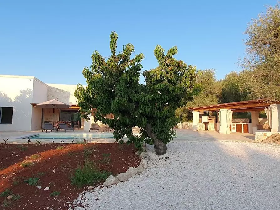 Immagine 8 di Villa in vendita  in CONTRADA  PASCAROSA a Ostuni