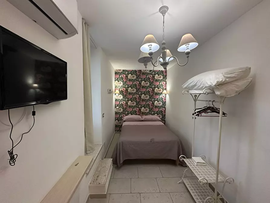 Immagine 11 di Casa indipendente in vendita  in Via Roberto Guiscardi a Ostuni