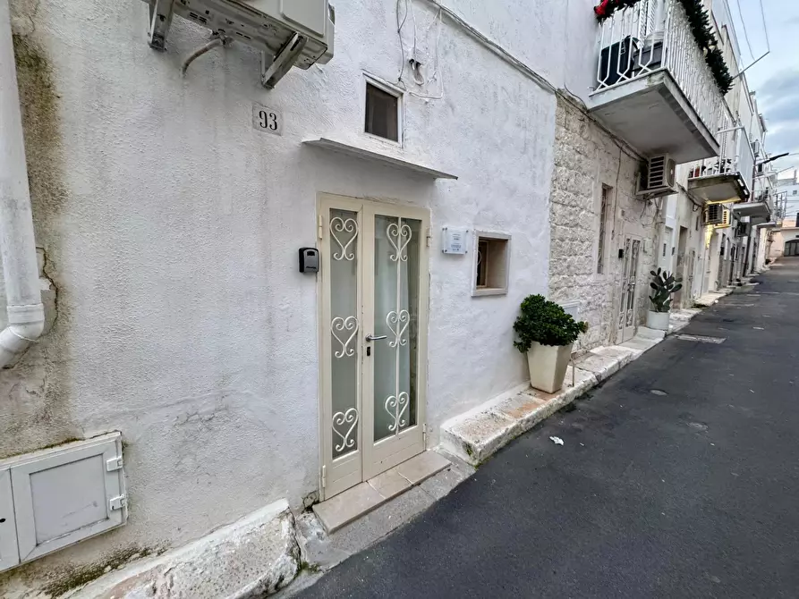 Immagine 3 di Casa indipendente in vendita  in Via Pietro Giannone a Ostuni