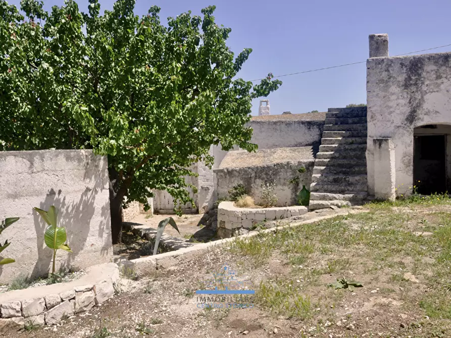 Immagine 69 di Rustico / casale in vendita  a Ostuni