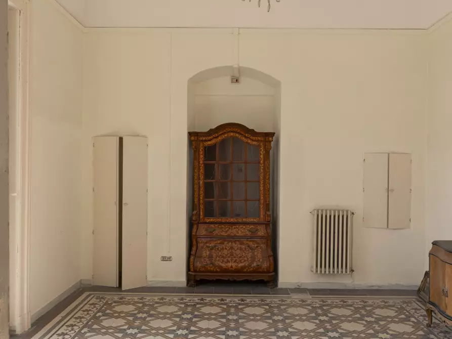 Immagine 8 di Palazzo in vendita  in Via Martiri di Kindu a Ostuni