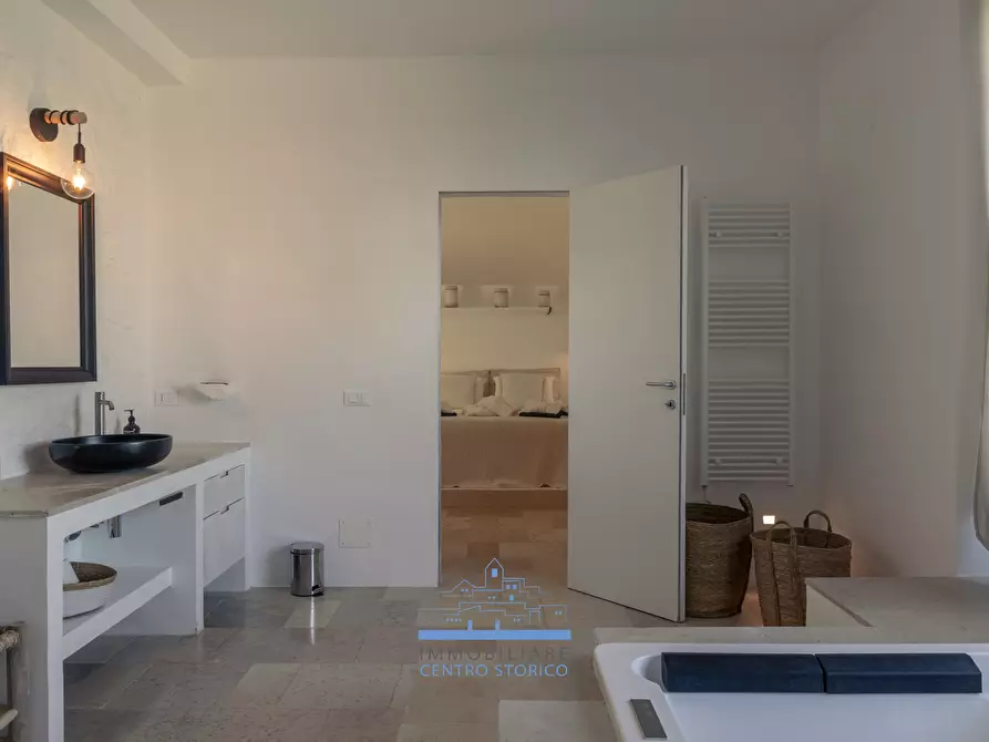 Immagine 67 di Villa in vendita  in CONTRADA SALINOLA a Ostuni