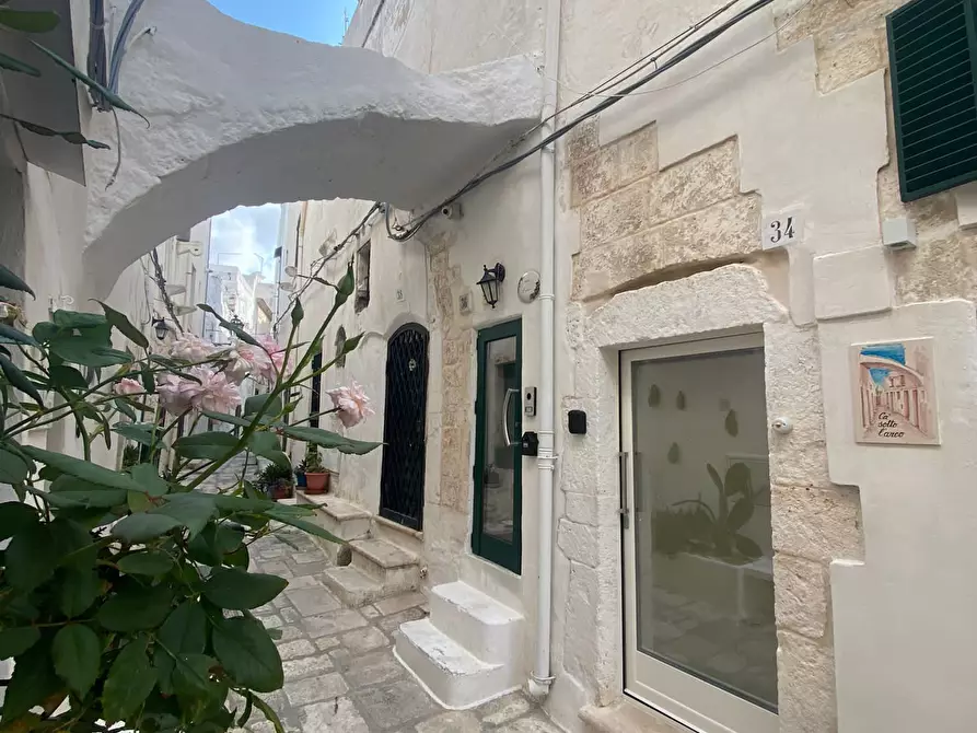 Immagine 3 di Casa indipendente in vendita  in Via de Landria Balsamo a Ostuni