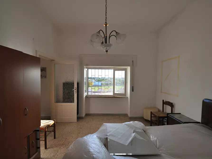 Immagine 34 di Villa in vendita  in SP28 33 a Ostuni