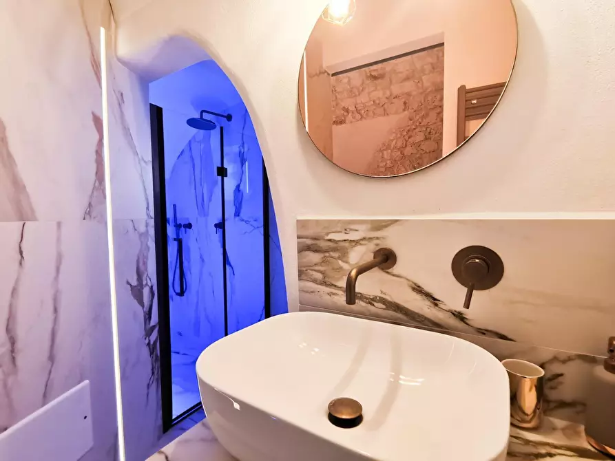 Immagine 9 di Casa indipendente in vendita  in Via Giovanni Battista Vico a Ostuni