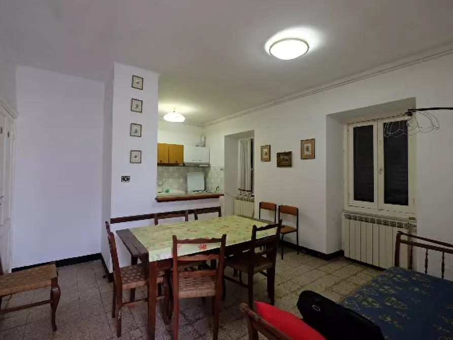 Immagine 37 di Appartamento in vendita  a Tiglieto