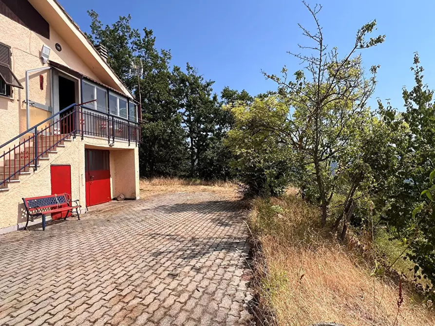 Immagine 3 di Villa in vendita  in Strada Coda 248 a Ponzone
