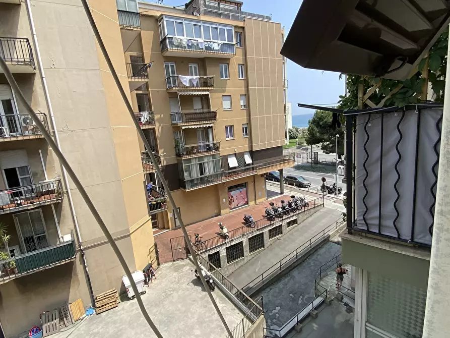 Immagine 18 di Quadrilocale in vendita  in Corso Vitttorio Veneto 68 a Savona