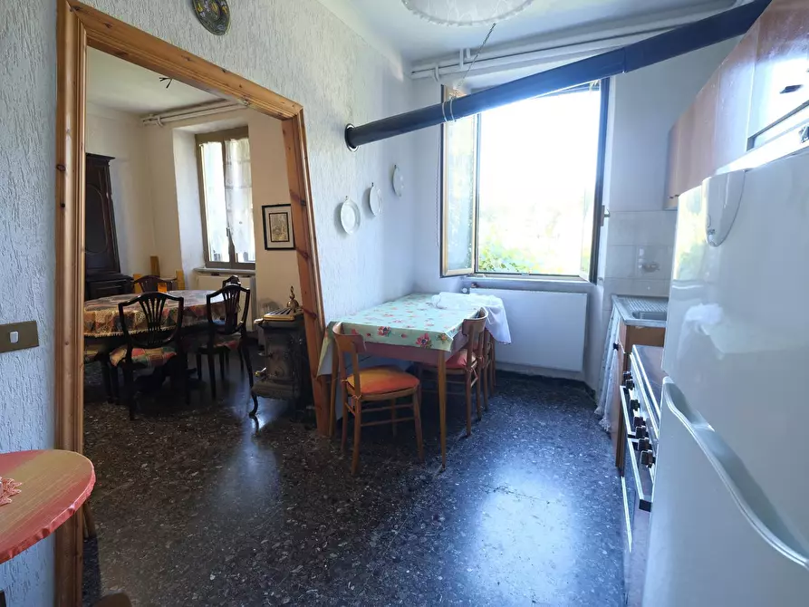 Immagine 10 di Trilocale in vendita  a Sassello