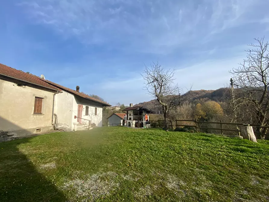 Immagine 3 di Rustico / casale in vendita  in Strada Galli 88 a Ponzone