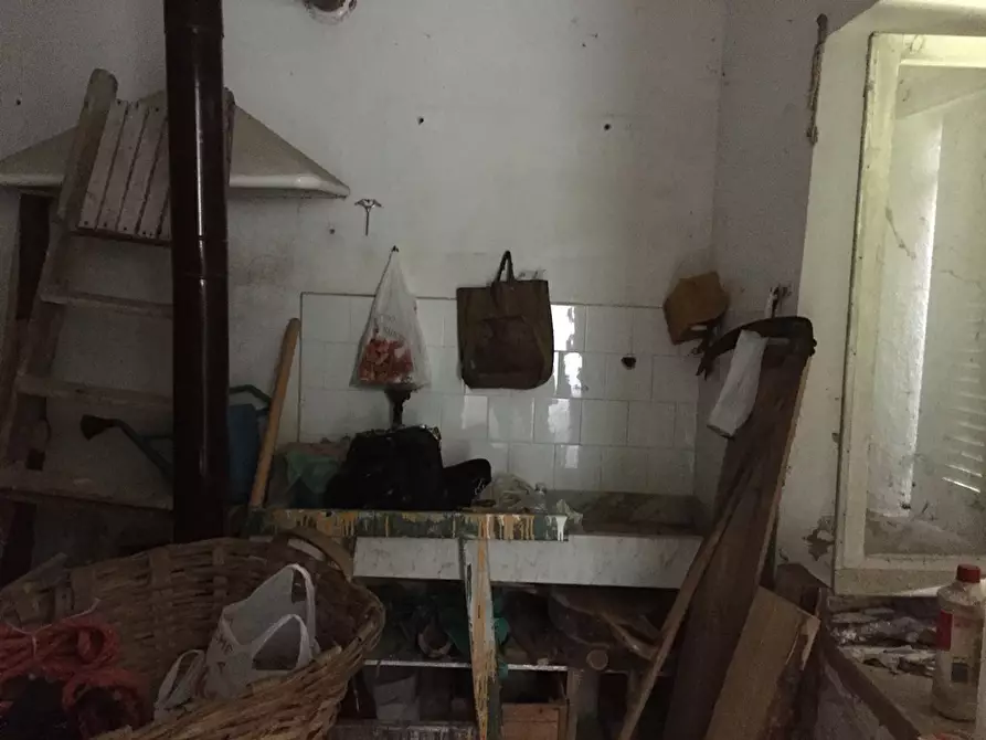 Immagine 13 di Rustico / casale in vendita  a Urbe