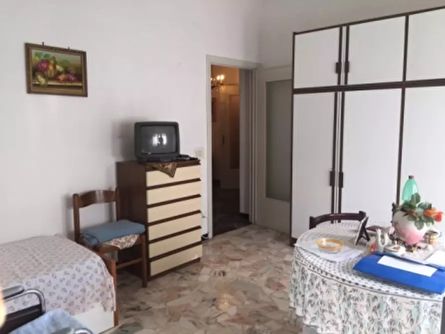 Immagine 6 di Appartamento in vendita  a Savona