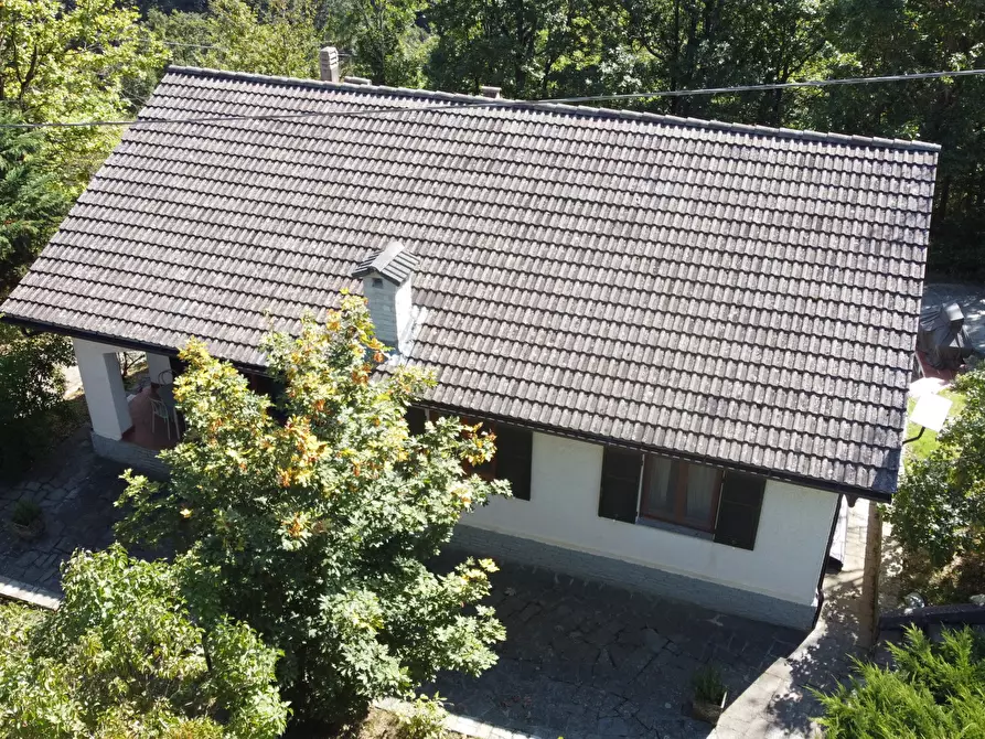 Immagine 11 di Villa in vendita  a Ponzone