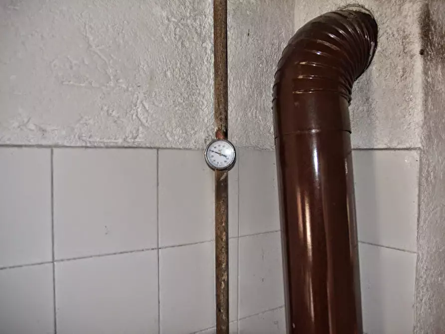 Immagine 21 di Rustico / casale in vendita  in Via Dano a Sassello