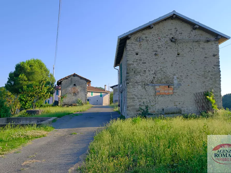 Immagine 3 di Rustico / casale in vendita  a Pareto