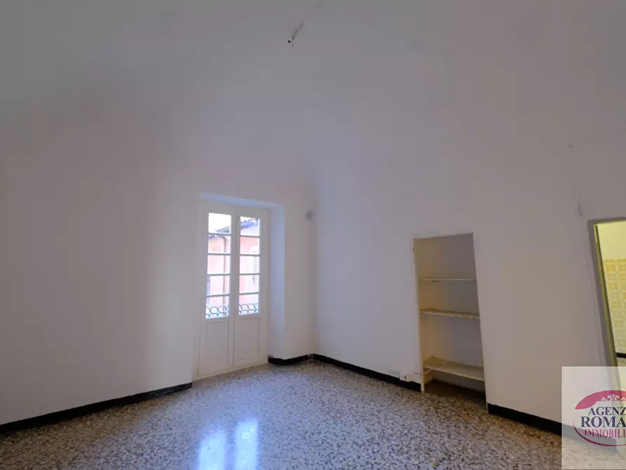 Immagine 15 di Appartamento in vendita  in Piazza dell'Indipendenza 20 a Pontinvrea