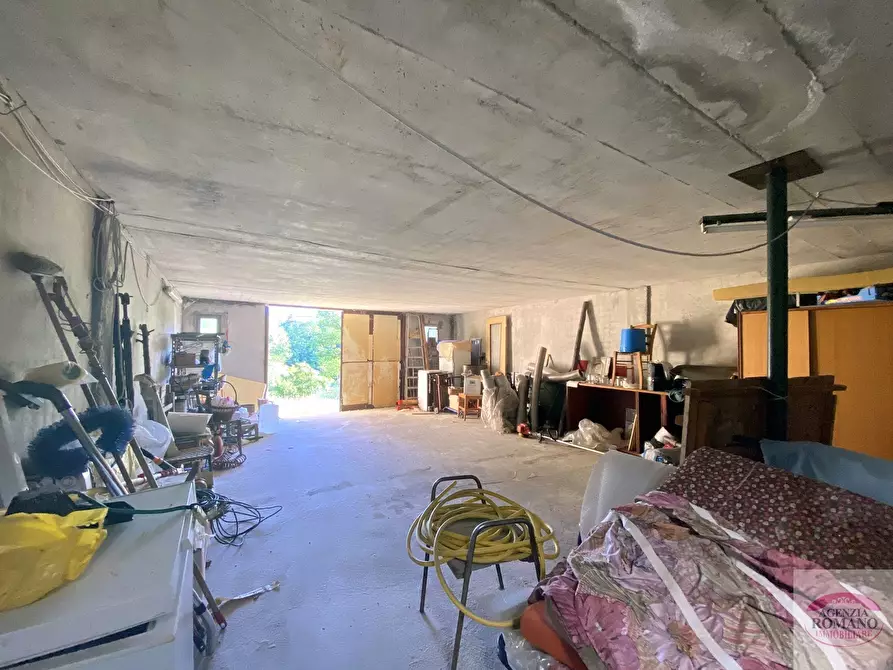 Immagine 39 di Villa in vendita  a Mioglia