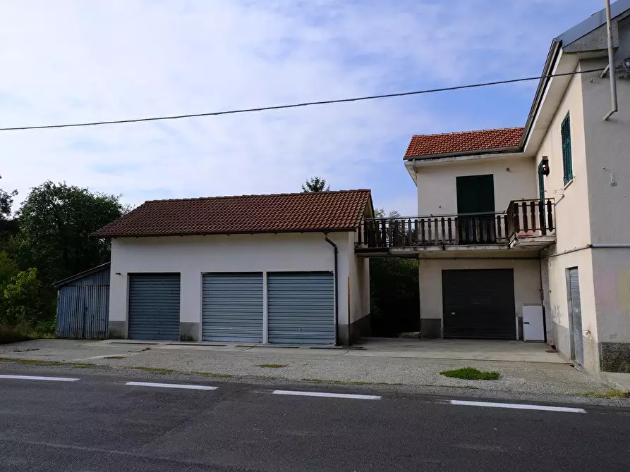 Immagine 3 di Rustico / casale in vendita  a Ponzone