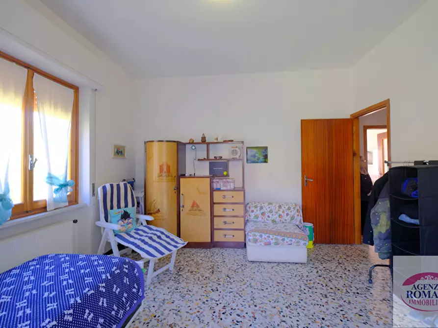 Immagine 16 di Trilocale in vendita  in Via Cristoforo Colombo 86 a Tiglieto